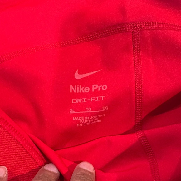 Women’s Nike Pro Blue and Red Athletic Shorts Size XL - Picture 4 of 5